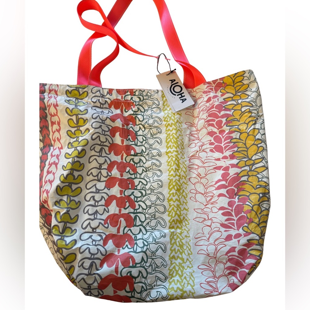 Aloha Collection x Manuhealii collab Reversible Tote Bag